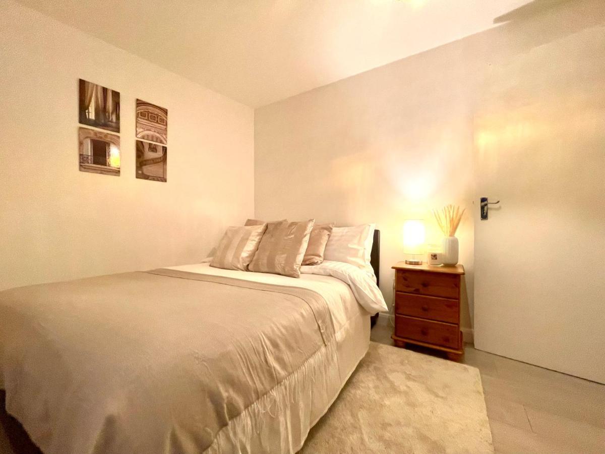Enchanting One Bed Flat With Free Parking Hendon Ngoại thất bức ảnh